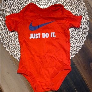 Nike Bodysuit 3/6months